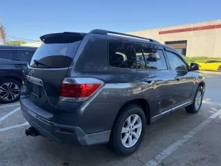 2012 Toyota Highlander Base V6