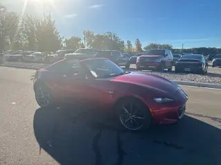 Mazda MX-5 Miata RF 2019 Grand Touring 2 puertas convertible 6M