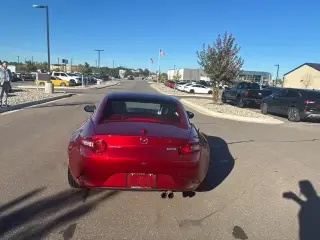 Mazda MX-5 Miata RF 2019 Grand Touring 2 puertas convertible 6M