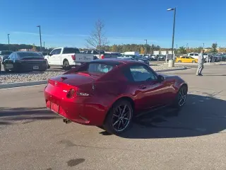 Mazda MX-5 Miata RF 2019 Grand Touring 2 puertas convertible 6M