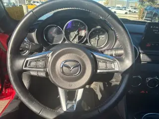 Mazda MX-5 Miata RF 2019 Grand Touring 2 puertas convertible 6M