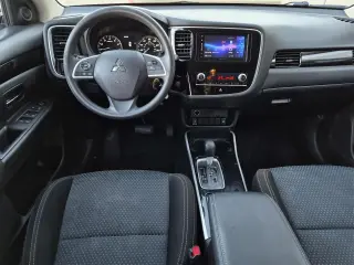 Mitsubishi Outlander 2020 AWD ES 4dr SUV