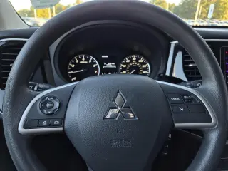 Mitsubishi Outlander 2020 AWD ES 4dr SUV