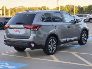 Mitsubishi Outlander 2020 AWD ES 4dr SUV