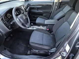 Mitsubishi Outlander 2020 AWD ES 4dr SUV