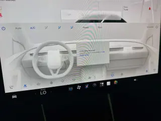 Tesla Model Y 2026 Premium 4dr SUV