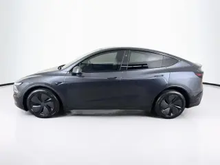 Tesla Model Y 2026 Premium 4dr SUV