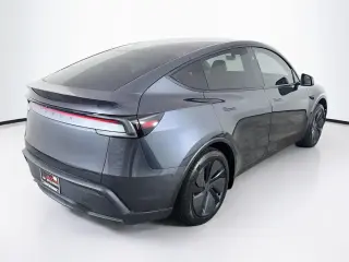Tesla Model Y 2026 Premium 4dr SUV