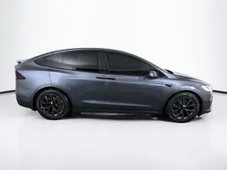 Tesla Model X 2023 AWD Standard Range 4dr SUV