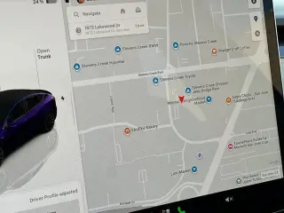Tesla Model Y 2022 AWD Long Range 4dr Crossover