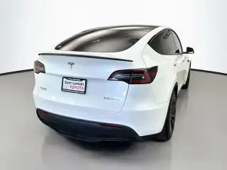 Tesla Model Y 2020 AWD Performance 4dr Crossover