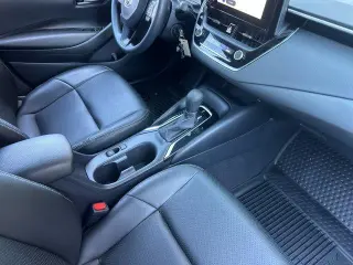 Toyota Corolla 2024 LE 4dr Sedán