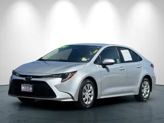 Toyota Corolla 2024 LE 4dr Sedán