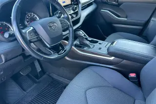 Toyota Highlander 2021 LE 4dr SUV