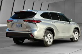 Toyota Highlander 2021 LE 4dr SUV