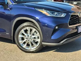 Toyota Highlander Hybrid 2023 AWD Limited 4dr SUV