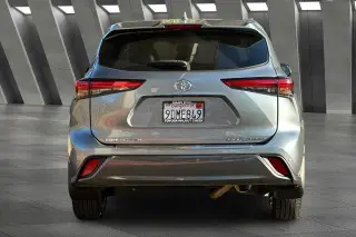 Toyota Highlander 2023 AWD Limited 4dr SUV