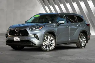 Toyota Highlander 2023 AWD Limited 4dr SUV