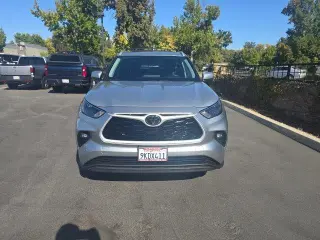 Toyota Highlander 2023 XLE 4dr SUV
