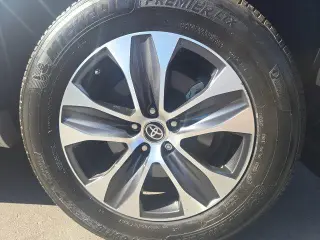 Toyota Highlander 2023 XLE 4dr SUV