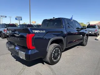 Toyota Tundra 2023 4x4 SR5 4dr CrewMax Cab Pickup SB