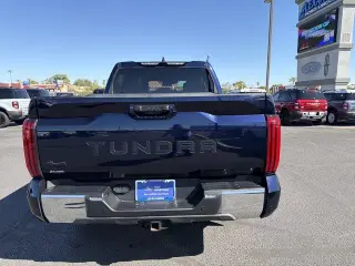 Toyota Tundra 2023 4x4 SR5 4dr CrewMax Cab Pickup SB