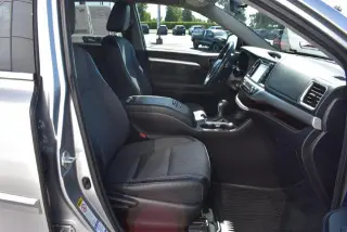 Toyota Highlander 2016 AWD LE 4dr SUV