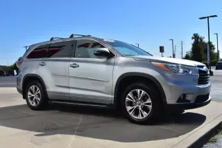 Toyota Highlander 2016 AWD LE 4dr SUV
