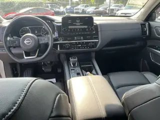 Nissan Pathfinder 2024 SL 4 SUV