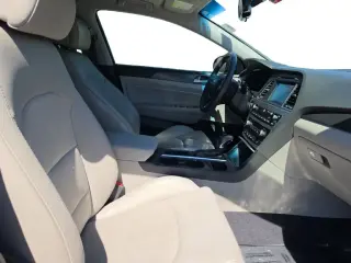 Hyundai SONATA 2017 Sport 4dr Sedán