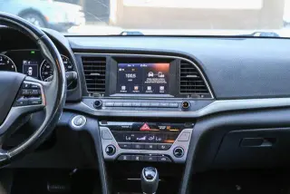 Hyundai ELANTRA 2018 Edición Valor 4dr Sedán (EE.UU.)