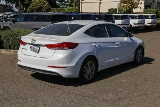 Hyundai ELANTRA 2018 Edición Valor 4dr Sedán (EE.UU.)