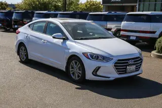 Hyundai ELANTRA 2018 Edición Valor 4dr Sedán (EE.UU.)