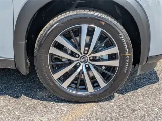 Nissan Pathfinder 2025 Platinum SUV 4 puertas