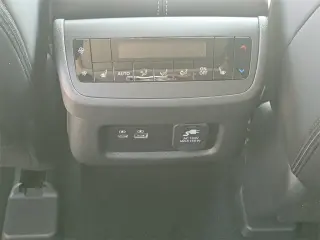Nissan Pathfinder 2025 Platinum SUV 4 puertas