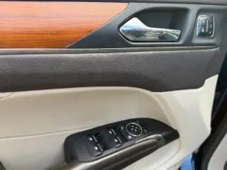 Lincoln MKC 2017 Select 4dr SUV