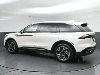 Lincoln Nautilus 2024 AWD Premiere 4dr SUV