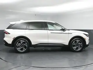Lincoln Nautilus 2024 AWD Premiere 4dr SUV