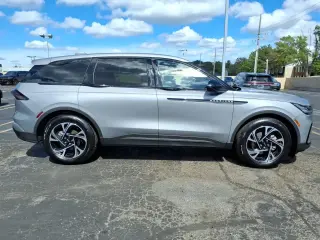 Lincoln Nautilus 2024 AWD Premiere SUV de 4 puertas
