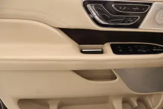 Lincoln Navigator 2019 4x4 Reserve 4dr SUV