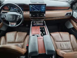 Lincoln Navigator 2023 4x2 Reserve 4dr SUV