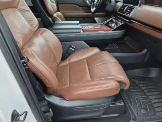 Lincoln Navigator 2023 4x2 Reserve 4dr SUV
