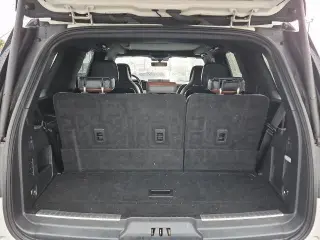 Lincoln Navigator 2023 4x2 Reserve 4dr SUV