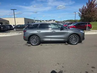 Lincoln Corsair 2024 AWD Reserve 4dr SUV