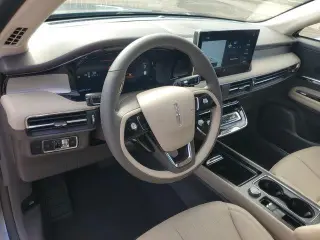 Lincoln Corsair 2024 AWD Premiere 4dr SUV