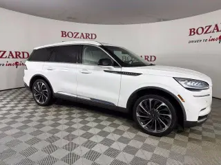 Lincoln Aviator 2023 AWD Reserve 4dr SUV