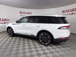 Lincoln Aviator 2023 AWD Reserve 4dr SUV