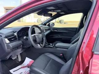 Toyota Camry 2025 SE 4dr Sedán