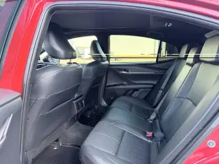 Toyota Camry 2025 SE 4dr Sedán
