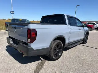 Honda Ridgeline 2022 AWD Black Edition 4dr Crew Cab 5.3 ft. SB